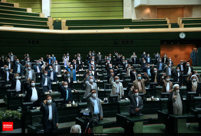 مجلس کمیسیون تلفیق را ضربه فنی کرد/ بازی برد برد دولت و مردم در بودجه مجلس کمیسیون تلفیق را ضربه فنی کرد/ بازی برد برد دولت و مردم در بودجه