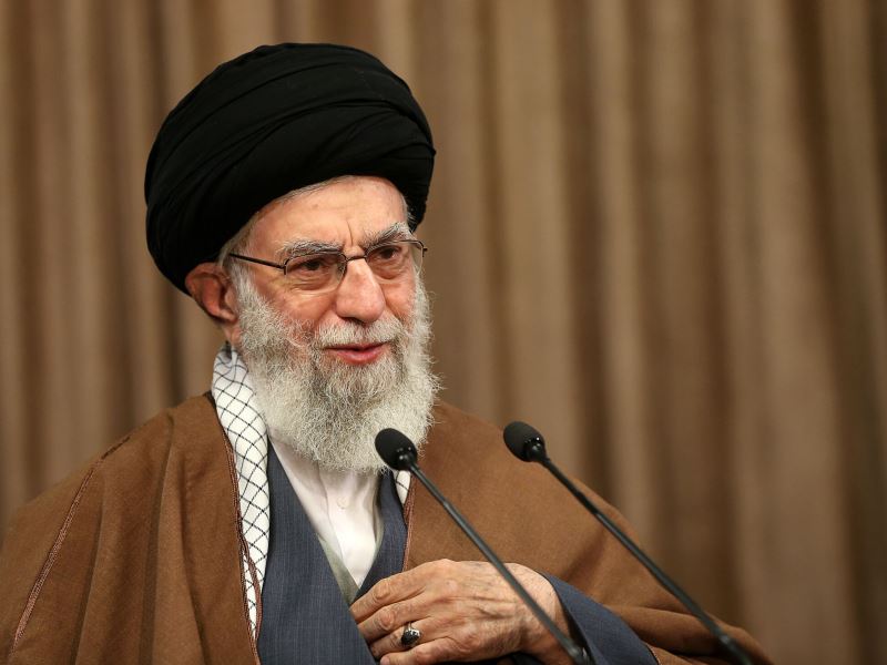 امروز در تبلیغات دشمنان از اسلام سیاسی نام برده می شود امروز در تبلیغات دشمنان از اسلام سیاسی نام برده می شود