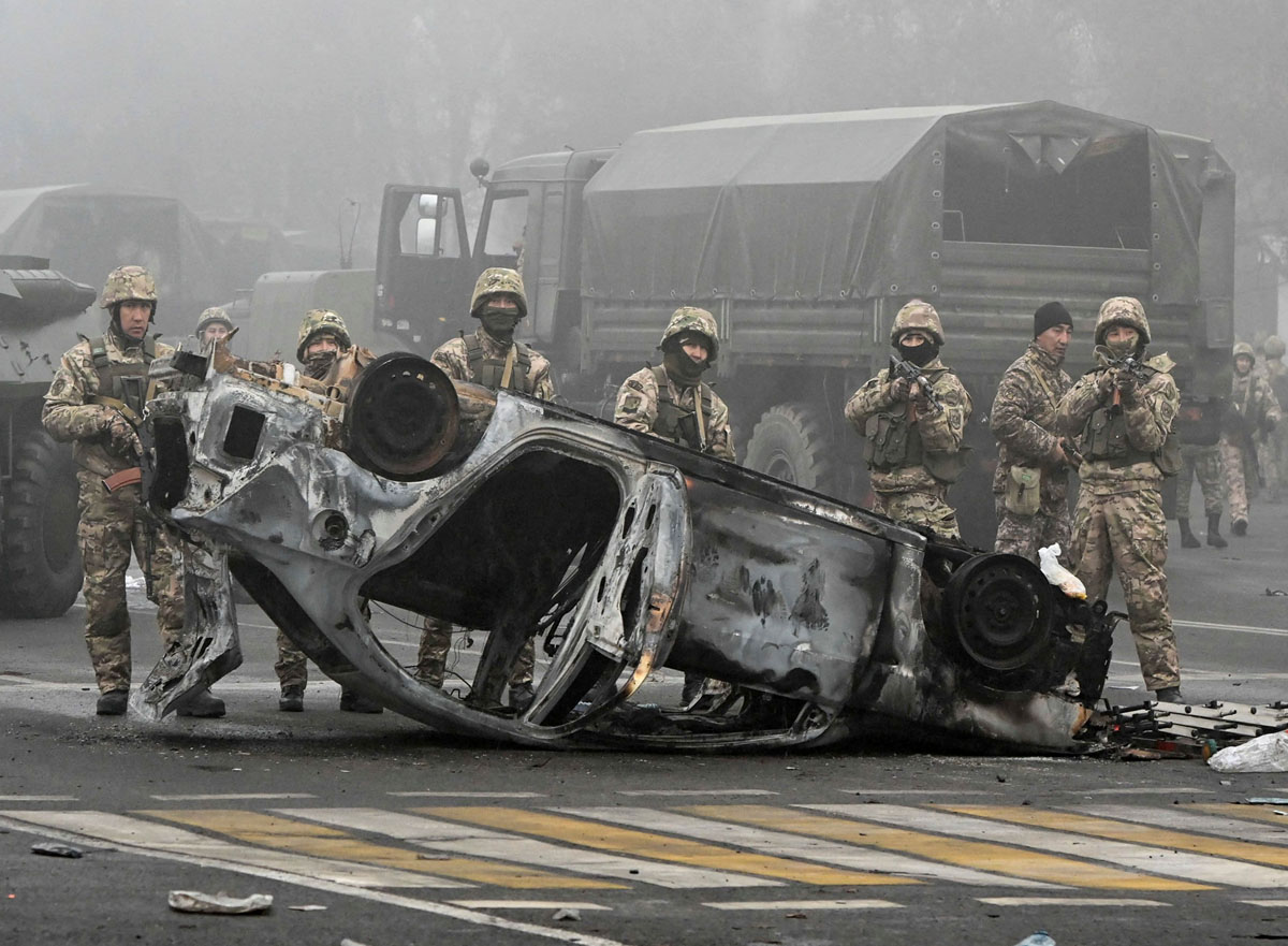 سرکوب معترضان قزاق به دست صلحبانان روسی / واکنش ایران به اعتراضات قزاقستان چه بود؟ سرکوب معترضان قزاق به دست صلحبانان روسی / واکنش ایران به اعتراضات قزاقستان چه بود؟