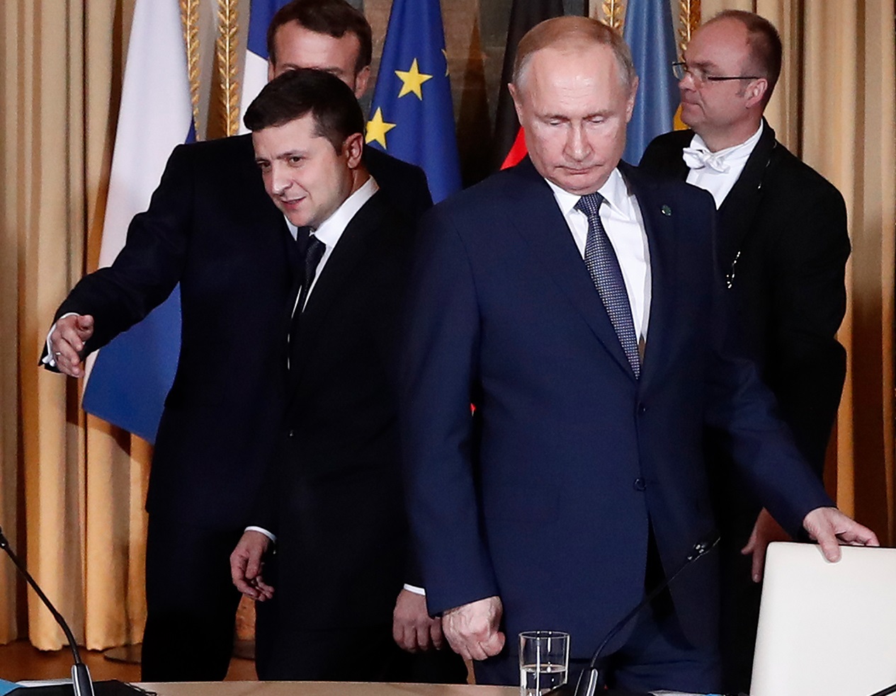 وضعیت ایران در قبال بحران اوکراین همچون راه رفتن روی یک طناب باریک است وضعیت ایران در قبال بحران اوکراین همچون راه رفتن روی یک طناب باریک است