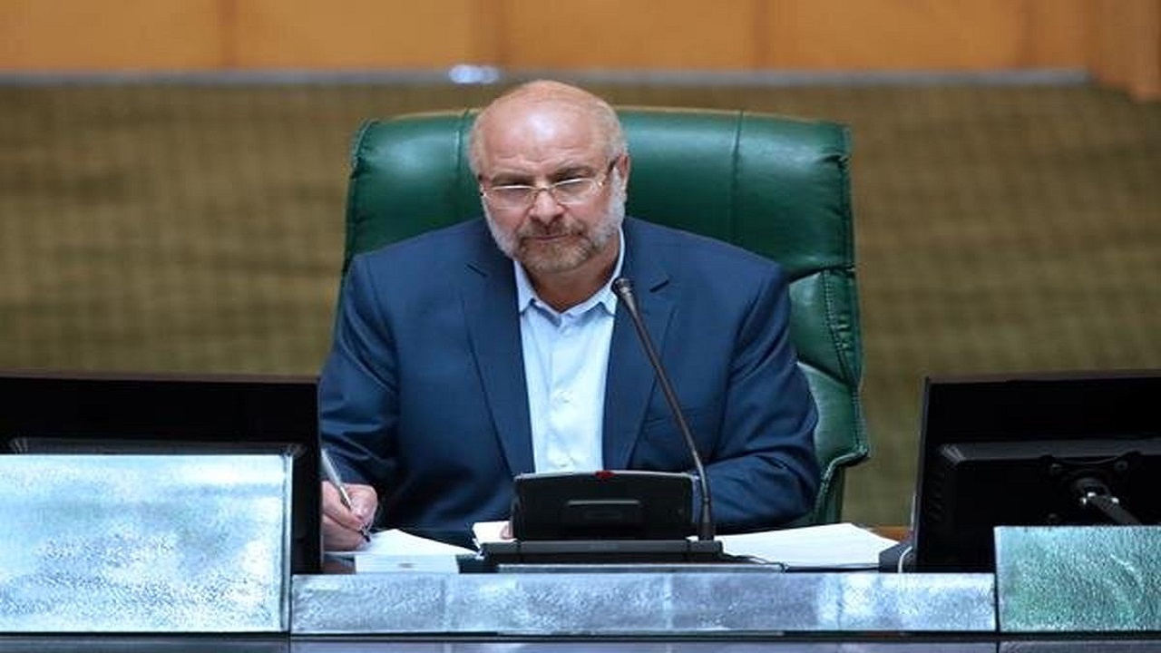 دنبال رفع کامل تحریمها هستیم/ سردار سلیمانی با هم افزایی قدرت میدانی و دیپلماسی توطئه دشمنان را خنثی کرد دنبال رفع کامل تحریمها هستیم/ سردار سلیمانی با هم افزایی قدرت میدانی و دیپلماسی توطئه دشمنان را خنثی کرد