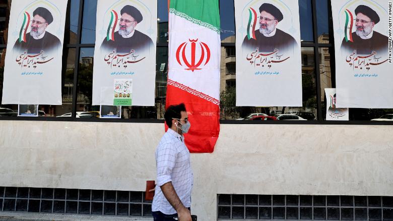 پیروزی رئیسی عقب گردی برای جامعه ایران است/ترامپ باعث قدرتمندتر شدن تندروها در ایران شد پیروزی رئیسی عقب گردی برای جامعه ایران است/ترامپ باعث قدرتمندتر شدن تندروها در ایران شد