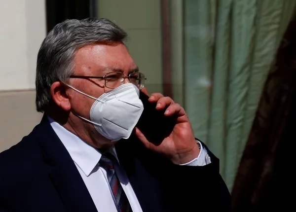 اولیانوف:نشست کوتاه برای احیای برجام پس از حل و فصل اختلافات بین ایران و آمریکا اولیانوف:نشست کوتاه برای احیای برجام پس از حل و فصل اختلافات بین ایران و آمریکا