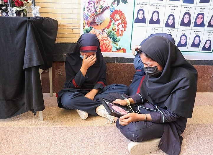 آموزش و پرورش: در حادثه متروپل، ۵ دانش آموز جان باختند؛ ۳ دانش آموز از خرمشهر و ۲ دانش آموز از آبادان آموزش و پرورش: در حادثه متروپل، ۵ دانش آموز جان باختند؛ ۳ دانش آموز از خرمشهر و ۲ دانش آموز از آبادان