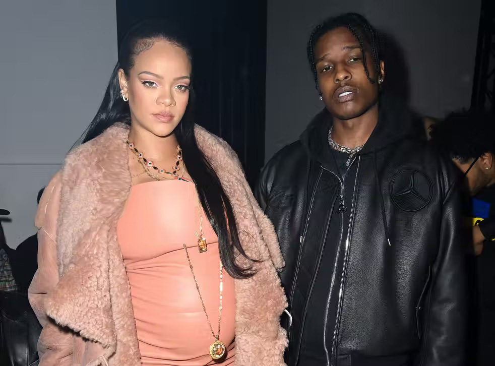 جوانترین میلیاردر زن آمریکا معرفی شد! جوانترین میلیاردر زن آمریکا معرفی شد!