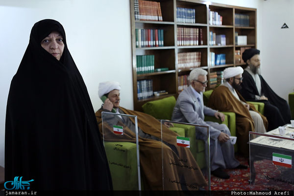 فرزند شهید بهشتی: پدر در خارج از کشور هرگز مرا وادار به حجاب نکردند/هنوز بدخواهان درصددند از انتشار این افکار جلوگیری کنند فرزند شهید بهشتی: پدر در خارج از کشور هرگز مرا وادار به حجاب نکردند/هنوز بدخواهان درصددند از انتشار این افکار جلوگیری کنند