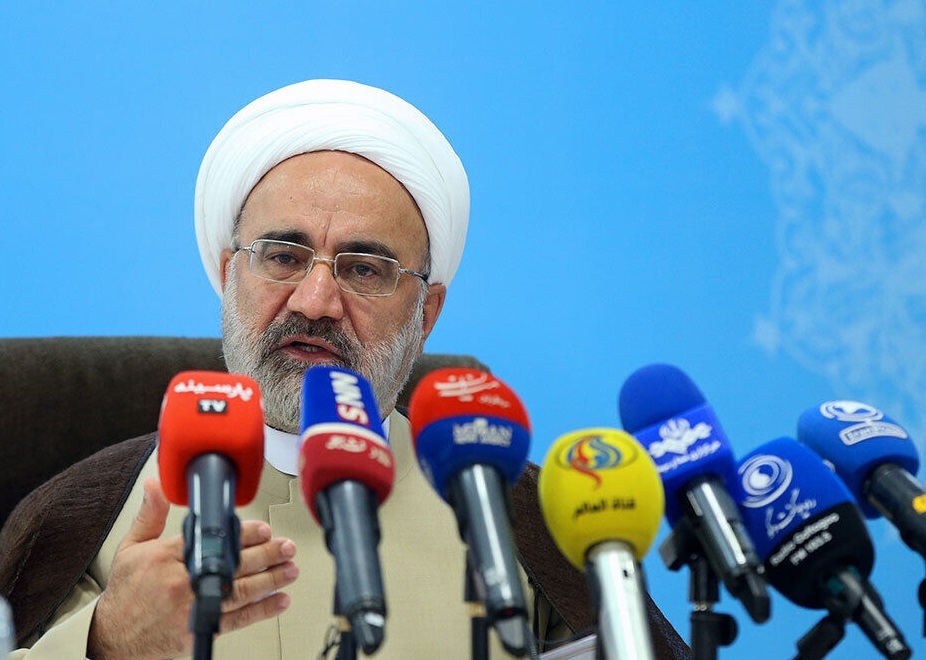 معاون اول قوه قضاییه: از تعداد بازداشتیهای حوادث اخیر اطلاعی ندارم اما ۹۰ درصد آنها بعد از ۲۴ ساعت آزاد شدهاند معاون اول قوه قضاییه: از تعداد بازداشتیهای حوادث اخیر اطلاعی ندارم اما ۹۰ درصد آنها بعد از ۲۴ ساعت آزاد شدهاند