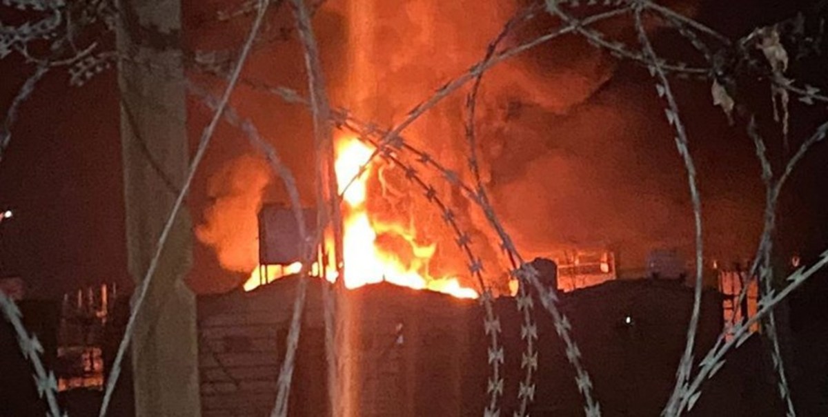 حمله آمریکا به کامیونهای حامل سوخت ایران در مسیر لبنان| آمریکا: کار ما نبود! حمله آمریکا به کامیونهای حامل سوخت ایران در مسیر لبنان| آمریکا: کار ما نبود!