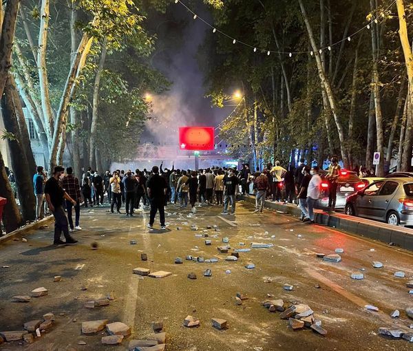 روایت ایرنا از ناآرامیهای پیرانشهر و بوکان روایت ایرنا از ناآرامیهای پیرانشهر و بوکان