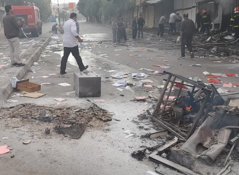 خبرگزاری دولت: مهاباد کاملا آرام است؛ زندگی در شهر روال عادی دارد / به دنبال تشییع پیکر جوانی که در ناآرامیهای خبرگزاری دولت: مهاباد کاملا آرام است؛ زندگی در شهر روال عادی دارد / به دنبال تشییع پیکر جوانی که در ناآرامیهای