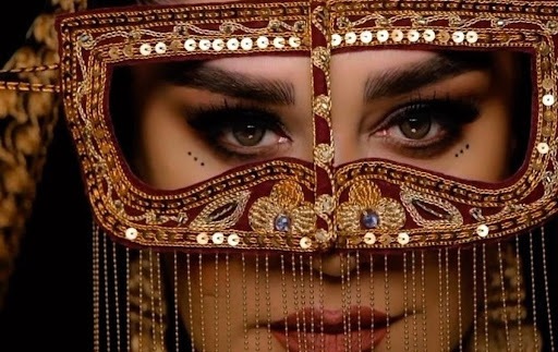 استایل عجیب و ابداعی بازیگران زن در کلیپ پربازدید استایل عجیب و ابداعی بازیگران زن در کلیپ پربازدید