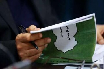 دعوای شدید دولت و مجلس بر سر رقم افزایش حقوق کارمندان/ سلیمی: برای کارمندی که ۱۰ میلیون تومان حقوق میگیرد و گوشت ۷۰۰ هزار تومان میخرد، کاری نکنیم؟! دعوای شدید دولت و مجلس بر سر رقم افزایش حقوق کارمندان/ سلیمی: برای کارمندی که ۱۰ میلیون تومان حقوق میگیرد و گوشت ۷۰۰ هزار تومان میخرد، کاری نکنیم؟!