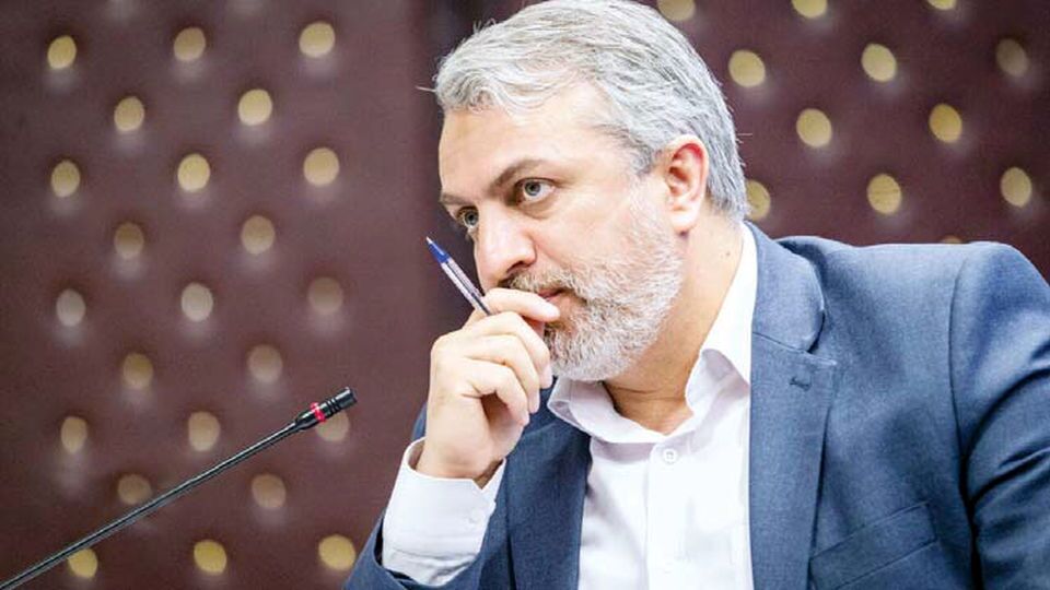 امضاهای بی‌قرار