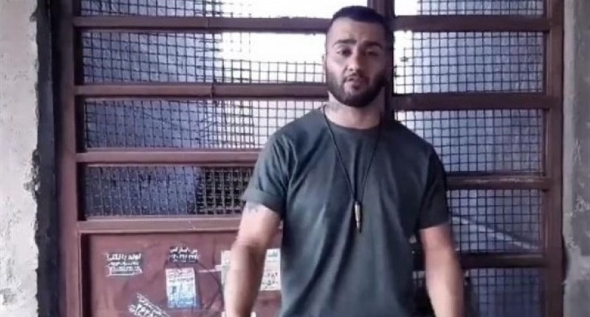 انتقاد از بازی رسانهای با حکم «توماج صالحی» انتقاد از بازی رسانهای با حکم «توماج صالحی»