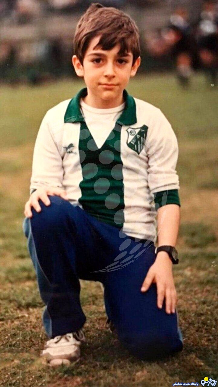 تصویری کمتر دیده شده از کودکی محمدرضا گلزار تصویری کمتر دیده شده از کودکی محمدرضا گلزار