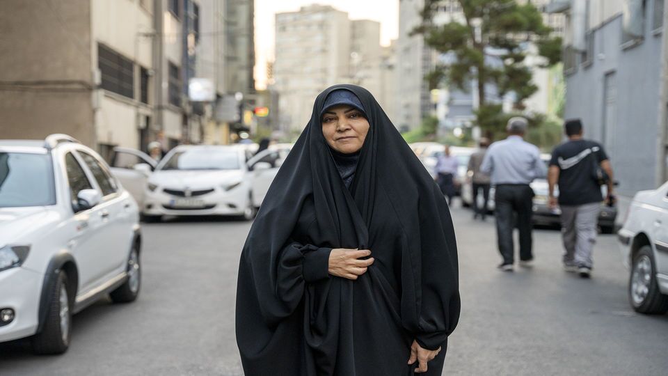 با بررسی لایحه حجاب براساس اصل 85 مخالفم/ در حوزه حجاب و قانون‌گذاری برای حجاب باید به عقلانیت برسیم