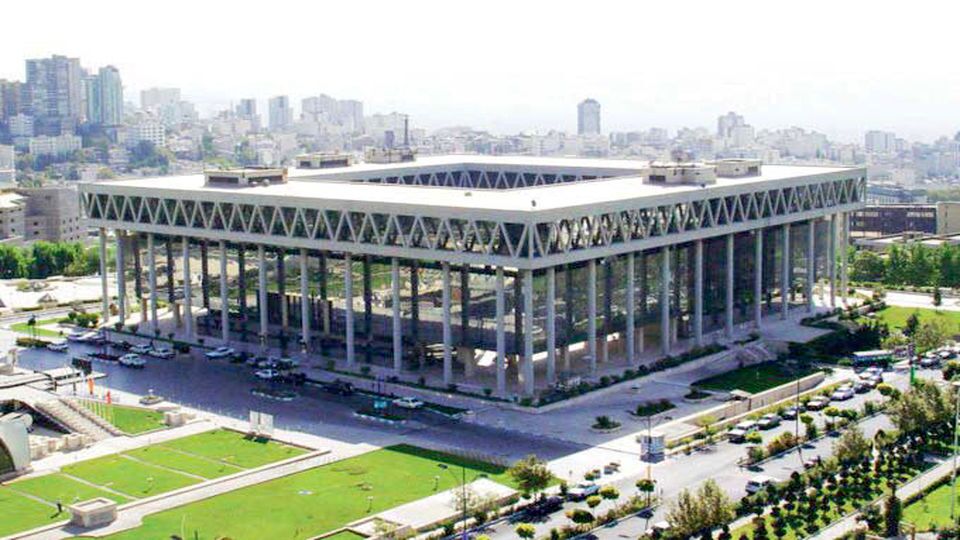 جلیلی کی از قطار پیاده میشود؟ جلیلی کی از قطار پیاده میشود؟