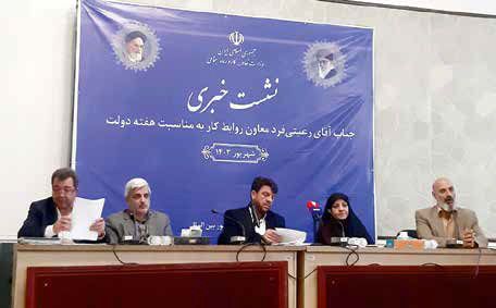 کارگران مشکلات معیشتی را با یارانه حل کنند کارگران مشکلات معیشتی را با یارانه حل کنند