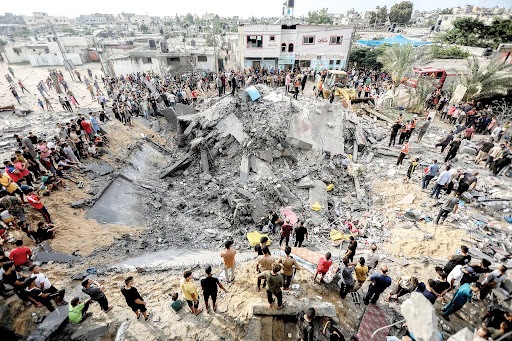 طوفان در میانه مذاکرات ایران و آمریکا