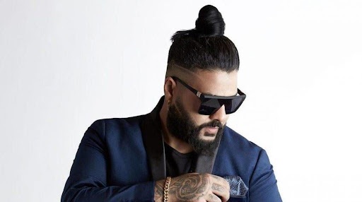 ویدیو جدید ساسی مانکن که خیلی هم عجیب است! ویدیو جدید ساسی مانکن که خیلی هم عجیب است!