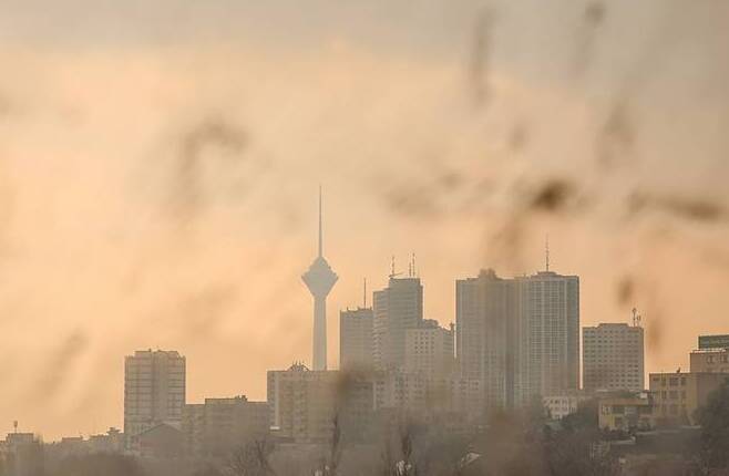 وضعیت هوای تهران قرمز شد وضعیت هوای تهران قرمز شد