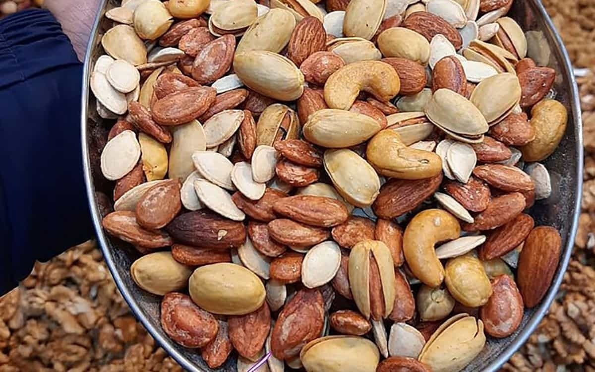 آجیل شب یلدا در بازار چند؟ آجیل شب یلدا در بازار چند؟
