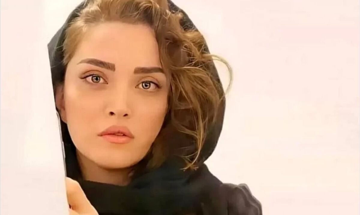 بهنوش طباطبایی با سگ غول پیکرش سوژه شد + عکس بهنوش طباطبایی با سگ غول پیکرش سوژه شد + عکس