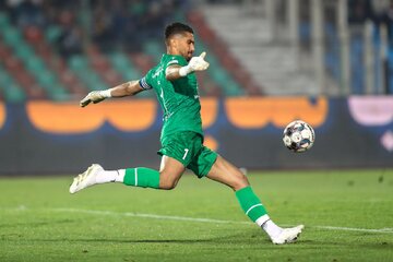 به نکونام دستور دادند حسینی را حذف کند؛ او کاپیتان و بزرگتر تیم بود! به نکونام دستور دادند حسینی را حذف کند؛ او کاپیتان و بزرگتر تیم بود!