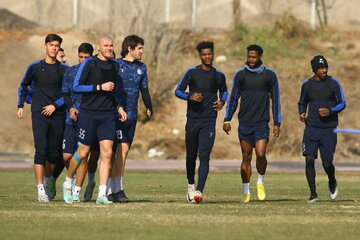 سه غایب استقلال مقابل النصر