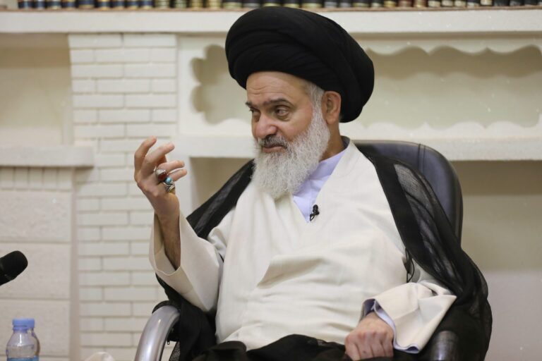 رئیس جامعه مدرسین: امروز طلاب با سیلی صورت خود را سرخ نگاه داشتهاند؛ ما از شرایط سخت آنها اطلاع داریم رئیس جامعه مدرسین: امروز طلاب با سیلی صورت خود را سرخ نگاه داشتهاند؛ ما از شرایط سخت آنها اطلاع داریم