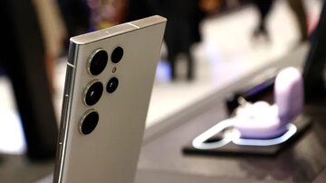 جهش قیمت موبایل در راه است/ نرخ واردات مسافری گوشیهای بالای ۶۰۰ دلار ۲ برابر شد! جهش قیمت موبایل در راه است/ نرخ واردات مسافری گوشیهای بالای ۶۰۰ دلار ۲ برابر شد!