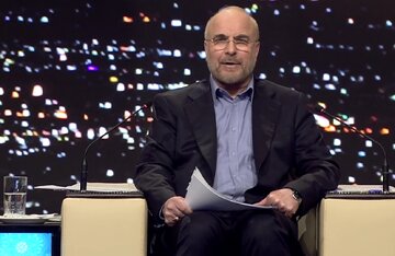 قالیباف پاسخ پزشکیان و پورمحمدی را داد /۴۸ ساعت قبل یک وزارتخانه تصمیمی گرفته که با آن سرمایه می تواند فرار کند قالیباف پاسخ پزشکیان و پورمحمدی را داد /۴۸ ساعت قبل یک وزارتخانه تصمیمی گرفته که با آن سرمایه می تواند فرار کند