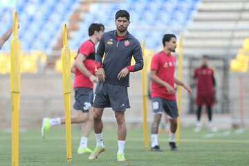 حمله همسر ستاره جداشده سرخها به یک پرسپولیسی