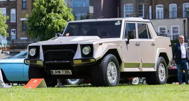 عجیبترین اتومبیلهایی که خودروسازان لوکس ساختهاند