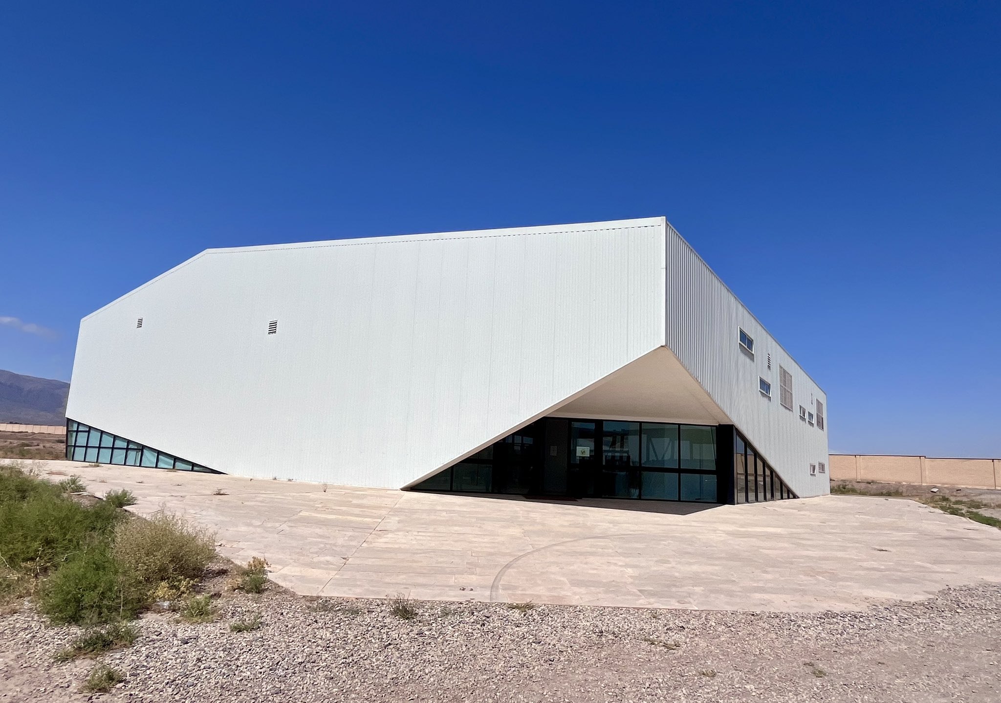 خوشگلترین مدرسه ایران از اول مهر در بسطام باز میشود