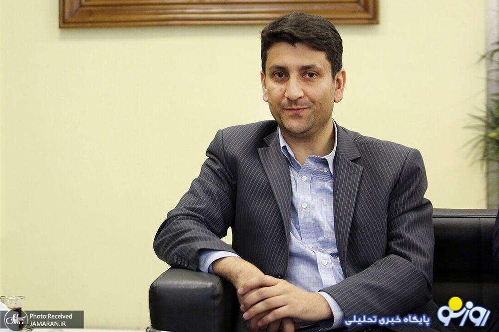 وزیر جوان روی صندلی داغ وزیر جوان روی صندلی داغ