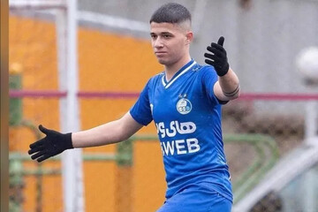 بازیکن جنجالی استقلال در نفت آبادان! بازیکن جنجالی استقلال در نفت آبادان!