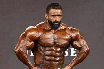 عکس| گرگ پارسی در سالن زیبایی! عکس| گرگ پارسی در سالن زیبایی!