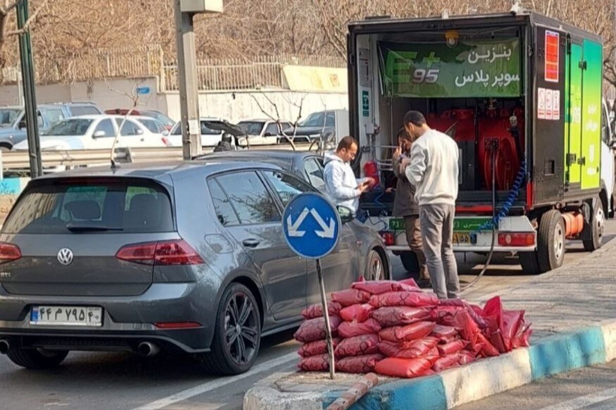 جزئیات عرضه بنزین سوپر وارداتی از زبان وزیر نفت | سهمیه بنزین معمولی تغییری نکرده است + فیلم