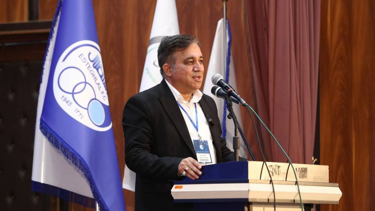 تاجرنیا: ناراحتی رامین رضاییان؟ او را به راحتی از دست نمیدهیم تاجرنیا: ناراحتی رامین رضاییان؟ او را به راحتی از دست نمیدهیم