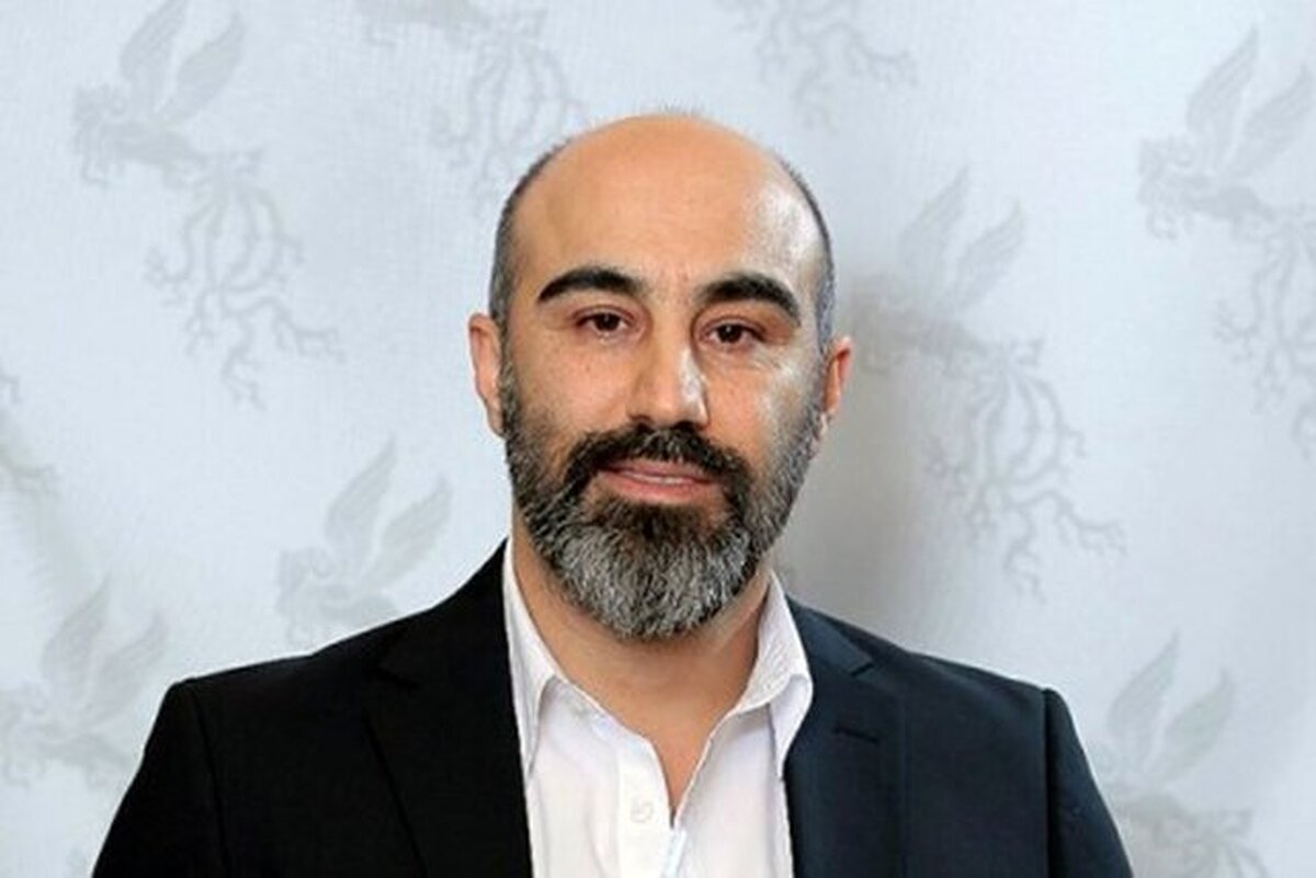 اشک‌های محسن تناینده در پشت صحنه پایتخت+ فیلم