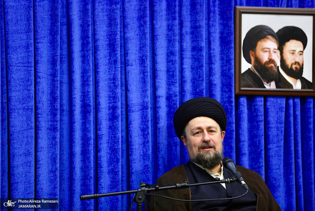 سید حسن خمینی: عزت گاهی با جنگ به دست می‌آید و گاهی پای میز مذاکره/ باید به تیم‌ آقای عراقچی اعتماد کرد