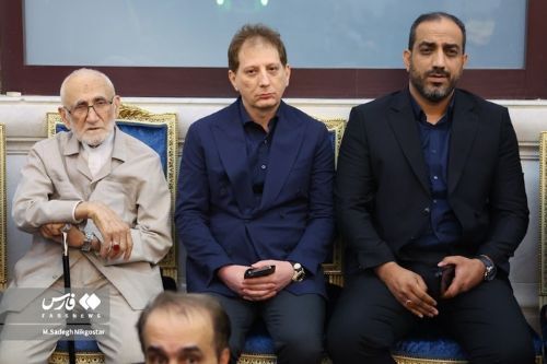 چهره جدید بابک زنجانی پس از آزادی (عکس) چهره جدید بابک زنجانی پس از آزادی (عکس)