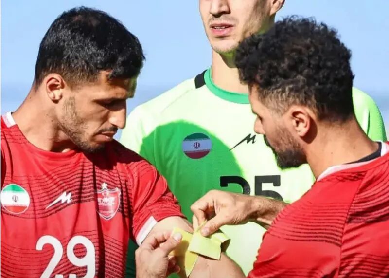 قاب سنگین، سوژه پرسپولیسی ها شد