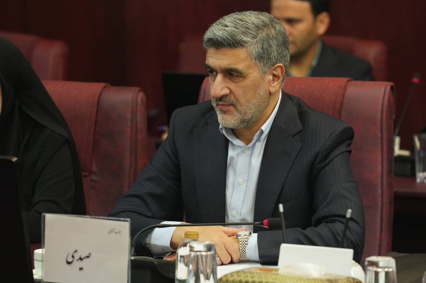 چالش مانکن در بورس روی اعصاب سهامداران متضرر/ صیدی در آستانه برکناری است؟