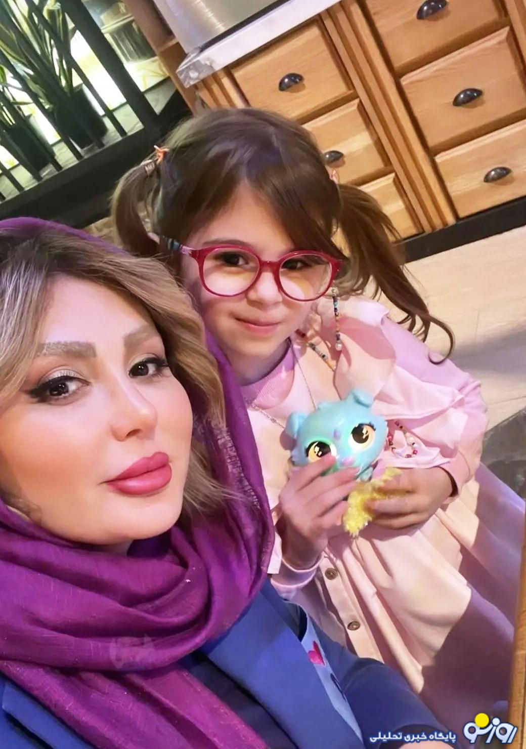 بوسه عاشقانه این بازیگر بر صورت دخترش بوسه عاشقانه این بازیگر بر صورت دخترش