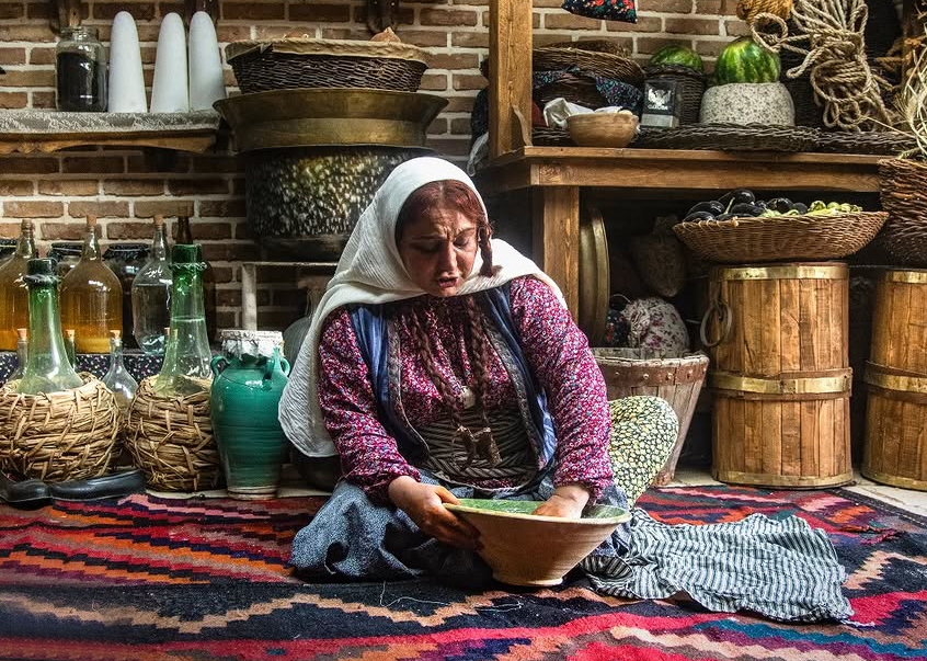 بهنوش بختیاری با موهای گیس بافت