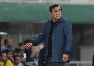 حمله به الفاظ رکیک خدادادعزیزی در برنامه تلویزیونی/ او همان حرفهایی را که کنار زمین حواله دیگران می کند روی آنتن برای خانواده ها زد حمله به الفاظ رکیک خدادادعزیزی در برنامه تلویزیونی/ او همان حرفهایی را که کنار زمین حواله دیگران می کند روی آنتن برای خانواده ها زد