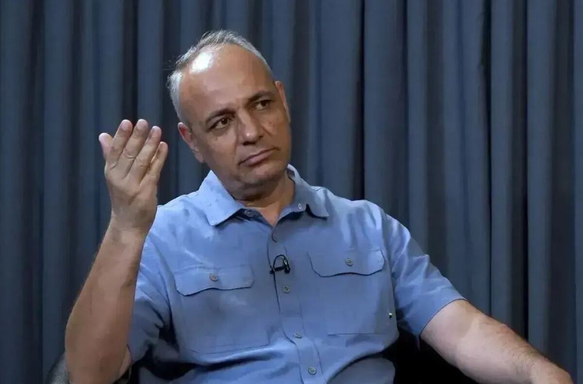 زیدآبادی: بحث درباره نوع خودرو مسئولان انحراف افکار عمومی است زیدآبادی