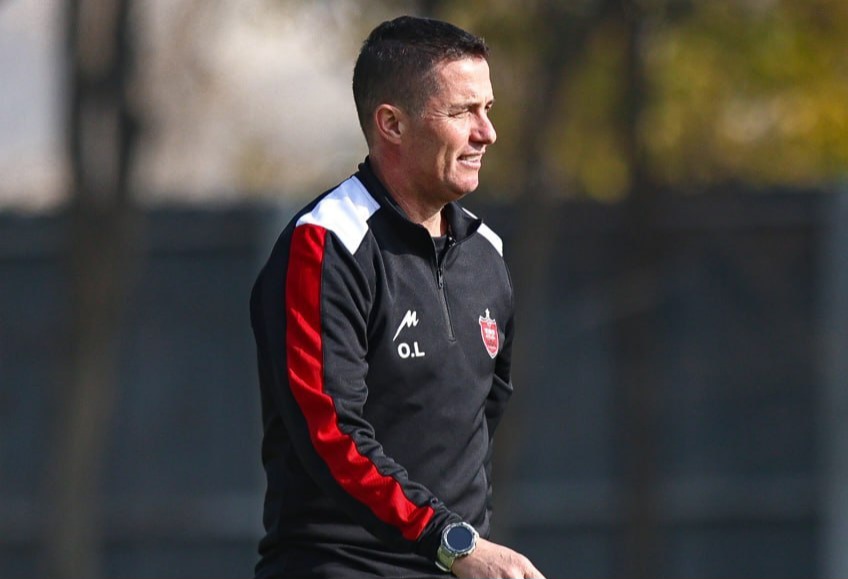 اوسمار: فوتبال برای تماشاگران است؛ به بازی فردا مقابل تراکتور باید مثل یک فینال نگاه کرد اوسمار: فوتبال برای تماشاگران است؛ به بازی فردا مقابل تراکتور باید مثل یک فینال نگاه کرد